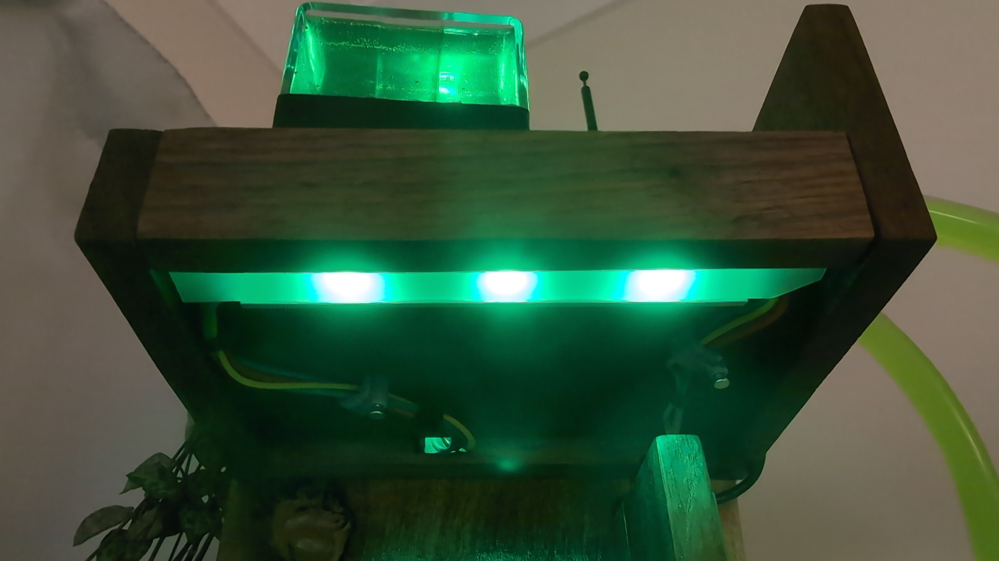 Underlighting to illuminate raspberry pi